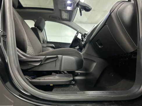 Used 2020 Chevrolet Equinox LT AWD/4WD image 22