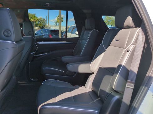 Certified 2025 Cadillac Escalade Premium Luxury w/ LPO, Floor Liner Package image 13