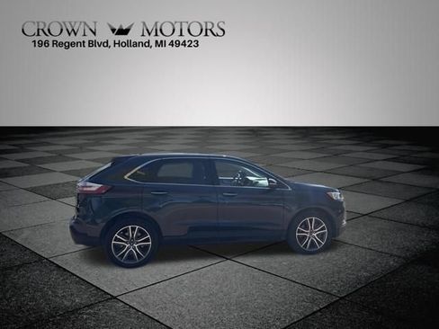 Used 2022 Ford Edge Titanium AWD/4WD image 8