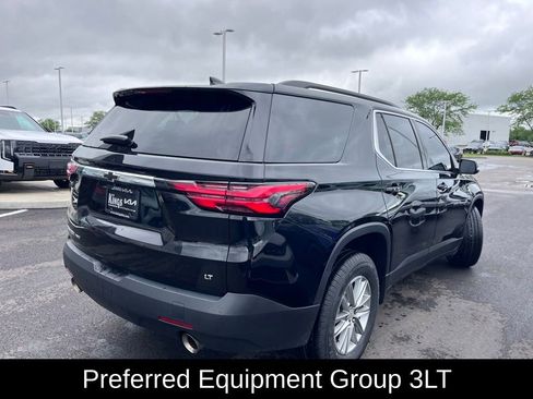 Used 2023 Chevrolet Traverse LT AWD/4WD image 3