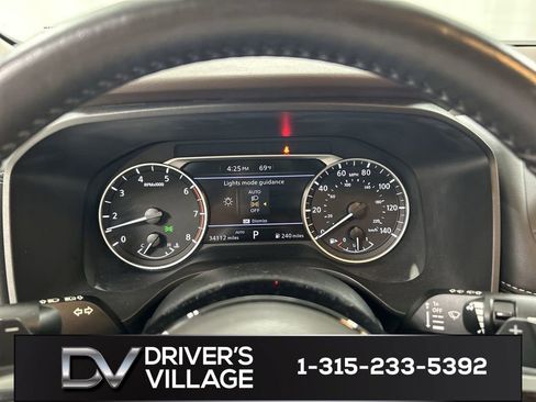 Used 2023 Nissan Rogue SL AWD/4WD image 13