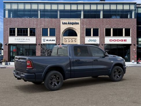 New 2026 RAM 1500 Big Horn AWD/4WD image 4