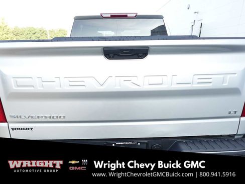 Used 2022 Chevrolet Silverado 1500 LT image 4