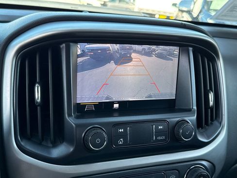 Used 2019 Chevrolet Colorado ZR2 image 30