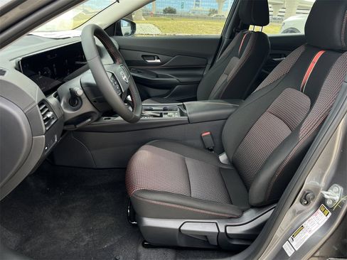 New 2026 Nissan Sentra SR image 15