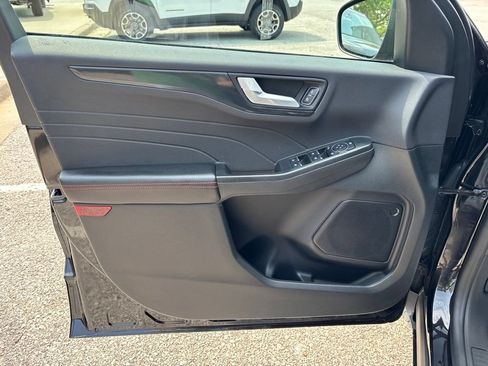 Used 2025 Ford Escape ST-Line FWD image 55