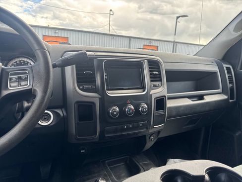 Used 2015 RAM 2500 Tradesman w/ Chrome Appearance Group AWD/4WD image 15