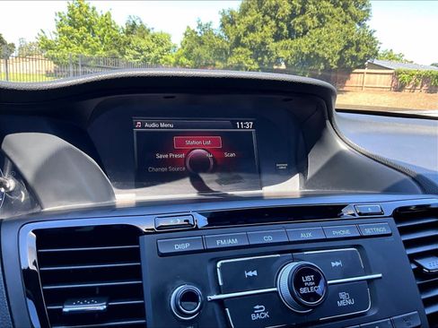 Used 2016 Honda Accord Sport image 35