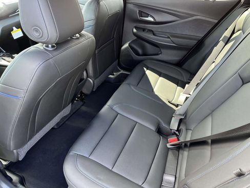 New 2026 Buick Envista Sport Touring w/ Convenience I Package FWD image 19