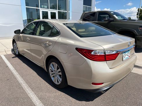 Used 2015 Lexus ES 350 w/ Premium Package FWD image 5