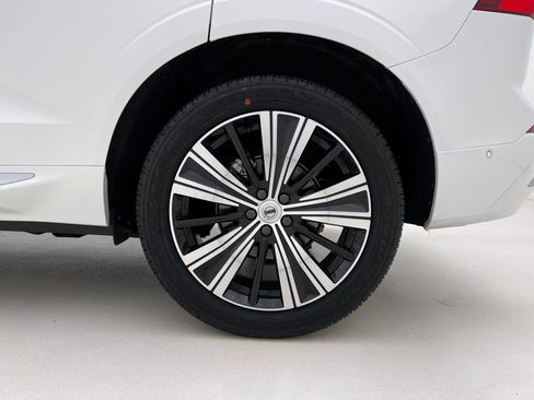 Used 2023 Volvo XC60 B5 Ultimate w/ Climate Package image 30