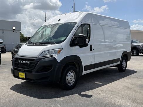 Used 2023 RAM ProMaster 2500 FWD image 4