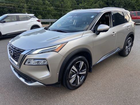 Certified 2023 Nissan Rogue Platinum w/ Platinum Premium Package FWD image 1