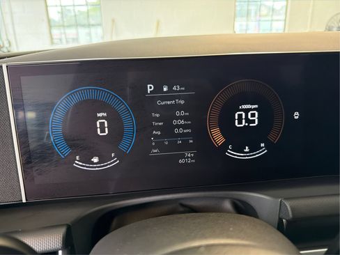 Certified 2026 Hyundai Santa Cruz SE AWD/4WD image 17