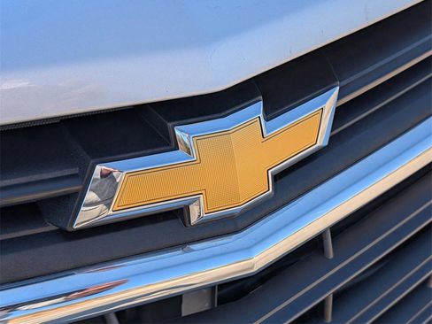 Used 2018 Chevrolet Equinox LT image 10