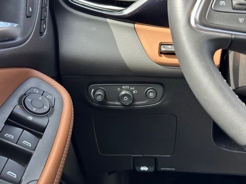 Used 2021 Buick Encore GX Essence w/ Advanced Technology Package AWD/4WD image 36