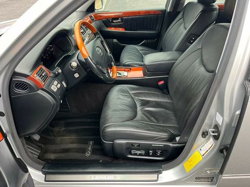 Used 2005 Lexus LS 430 image 40