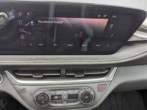 Used 2024 Buick Envista Preferred w/ Advanced Safety Package image 13