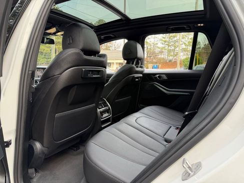 Used 2022 BMW X5 sDrive40i w/ Premium Package image 31