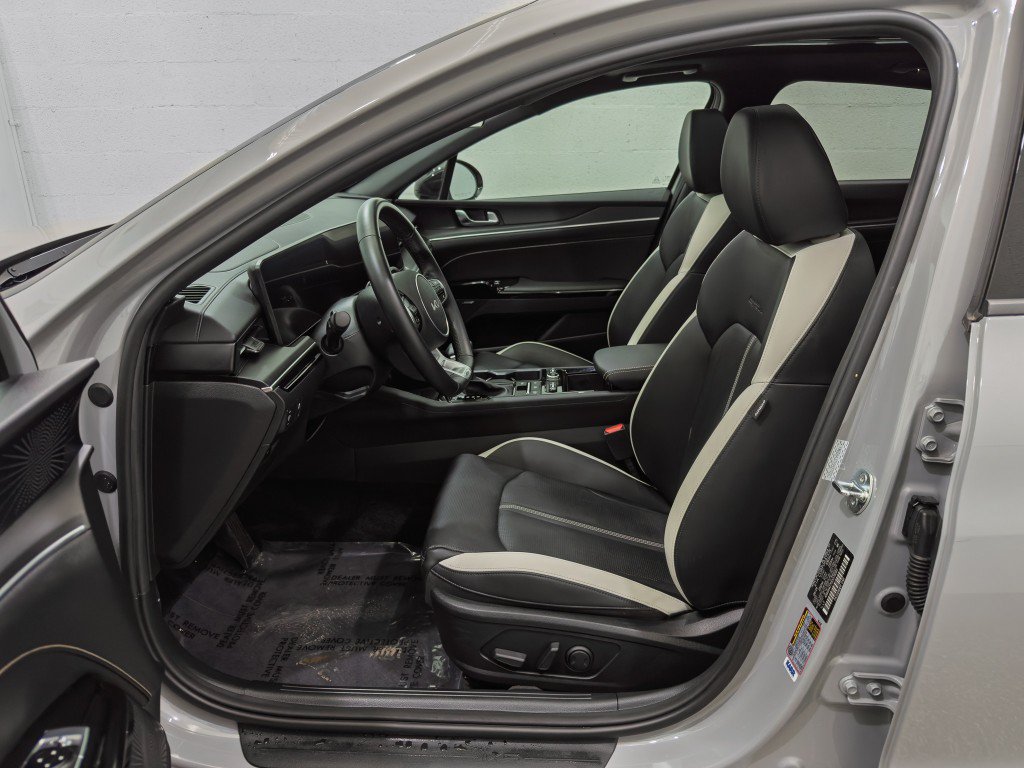 Used 2025 Kia K5 GT-Line w/ GT-Line Premium Package FWD image 12