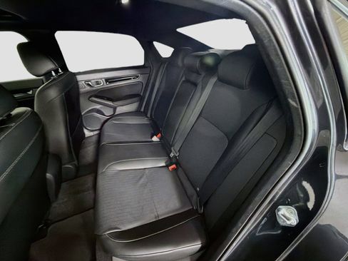 Used 2025 Honda Civic Sport image 28