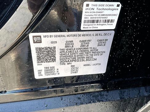 Used 2025 Chevrolet Equinox LT w/ Safety and Technology Package image 31