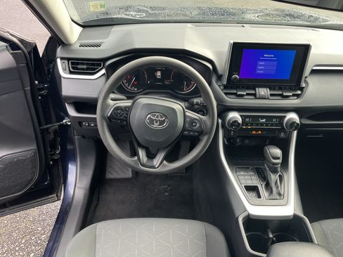 Certified 2025 Toyota RAV4 XLE AWD/4WD image 14