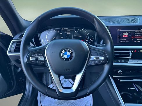 Used 2021 BMW 330i xDrive Sedan AWD/4WD image 11