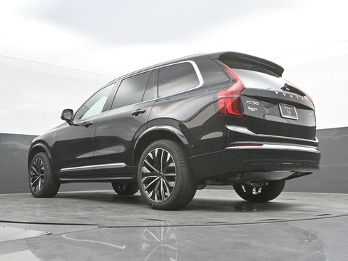 New 2026 Volvo XC90 B6 Plus AWD/4WD image 32