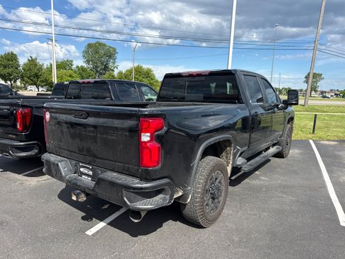 Used 2024 Chevrolet Silverado 2500 LT w/ Z71 Sport Edition AWD/4WD image 4