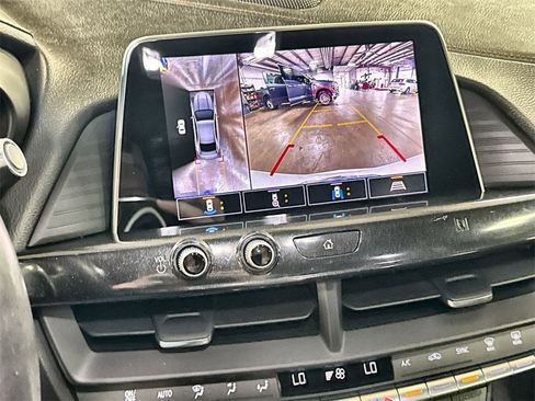 Used 2021 Cadillac CT4 V w/ Technology Package image 20