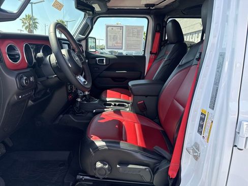 Used 2023 Jeep Wrangler Unlimited Rubicon 4xe AWD/4WD image 16