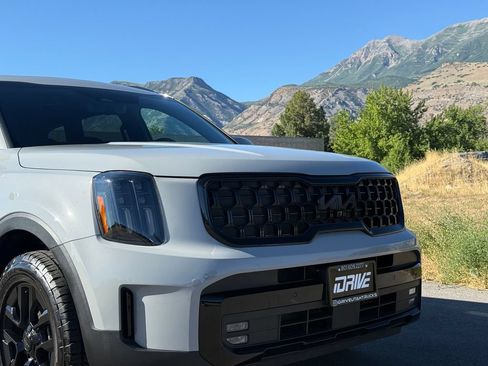 Used 2025 Kia Telluride SX Prestige X-Pro AWD/4WD image 16