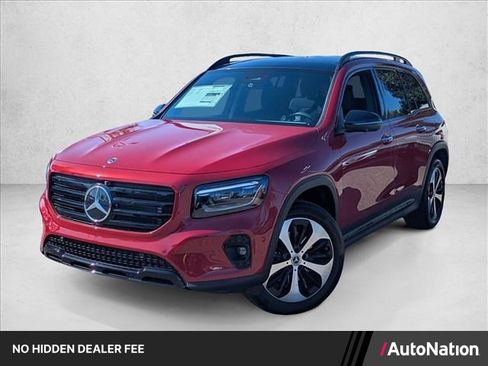 Used 2026 Mercedes-Benz GLB 250 image 1