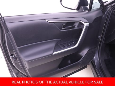Certified 2023 Toyota RAV4 LE FWD image 9