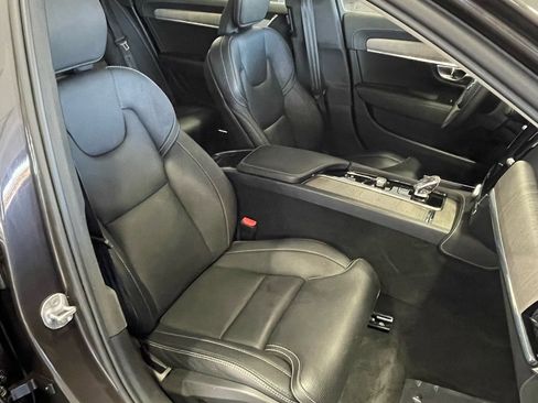 Used 2023 Volvo S90 B6 Ultimate w/ Protection Package Premier image 44