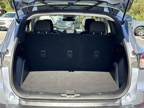 Certified 2022 Ford Escape SE image 11