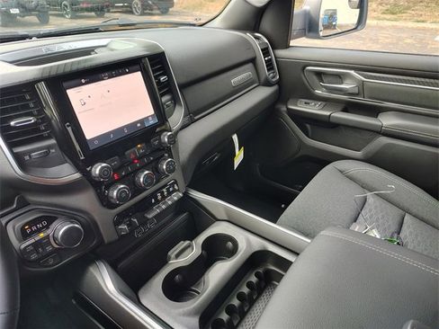 New 2026 RAM 1500 Big Horn w/ Night Edition image 28