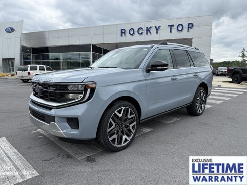 New 2026 Ford Expedition Platinum AWD/4WD image 1