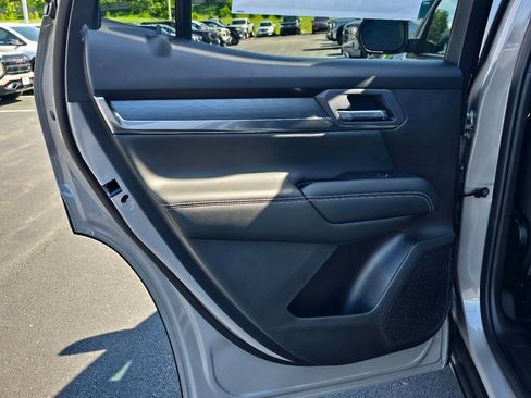 New 2026 GMC Terrain Elevation w/ Technology Package II AWD/4WD image 22