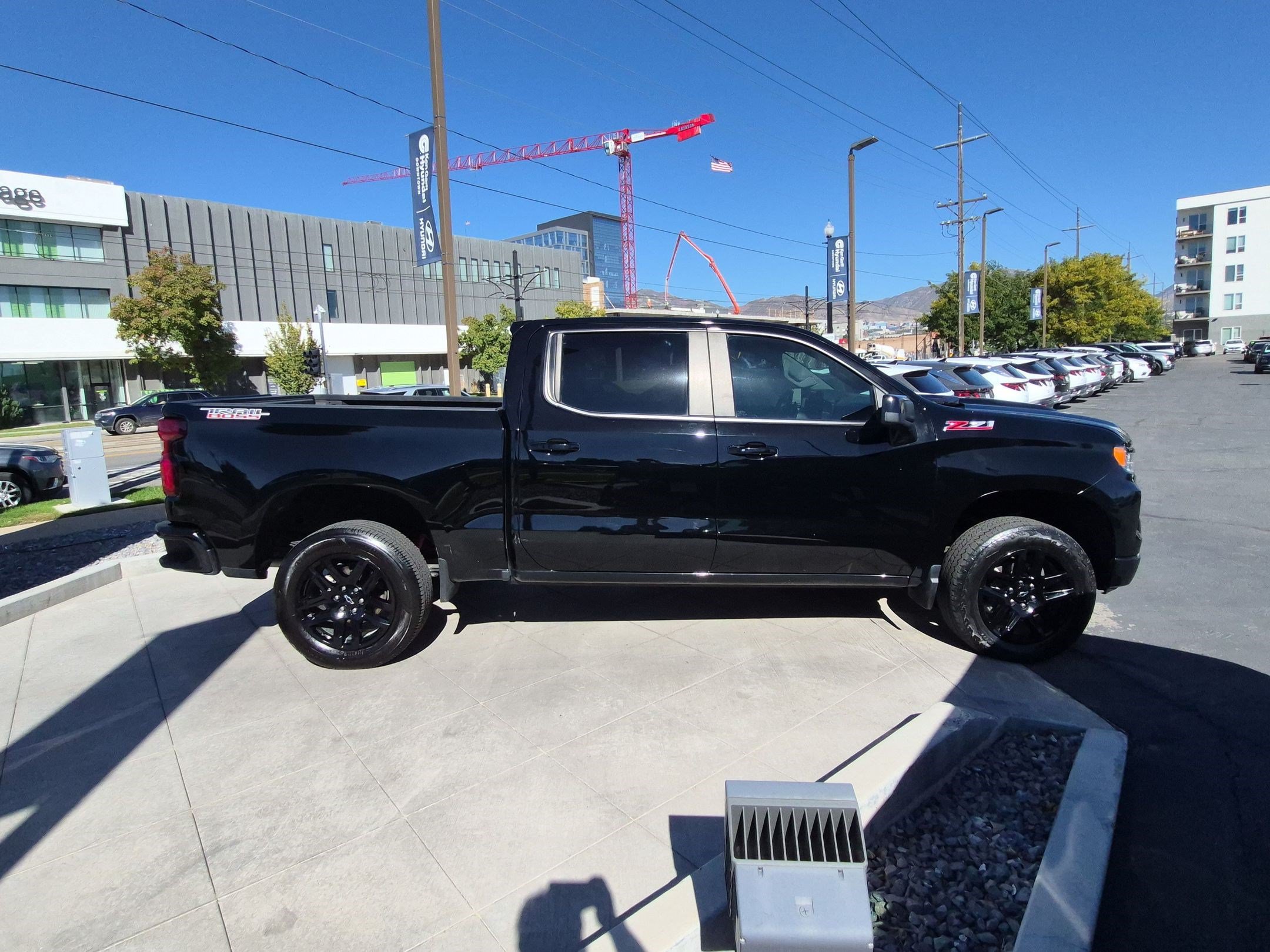 Used 2025 Chevrolet Silverado 1500 LT Trail Boss w/ Protection Package AWD/4WD image 2