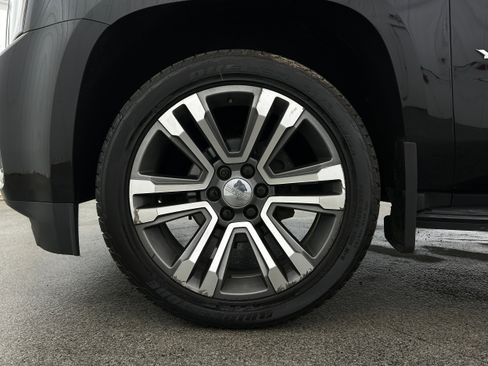 Used 2019 GMC Yukon SLT w/ Graphite Performance Edition AWD/4WD image 41