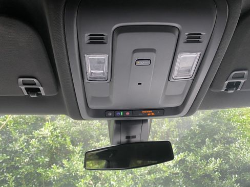Used 2022 Chevrolet Tahoe LS RWD image 32