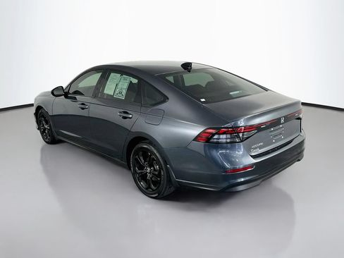 Used 2025 Honda Accord SE image 5