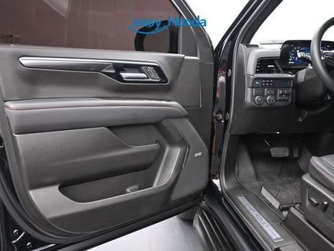 Used 2026 Chevrolet Tahoe RST w/ Comfort Package RWD image 18