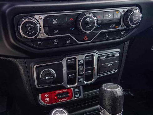 Certified 2021 Jeep Gladiator Rubicon w/ Trailer Tow Package image 21