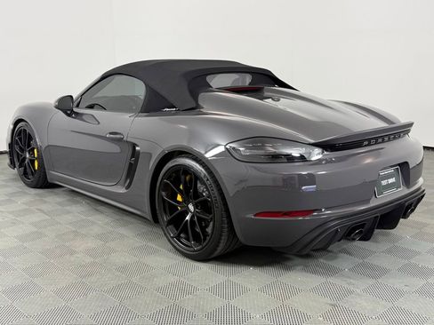 Certified 2023 Porsche 718 Boxster Spyder image 3
