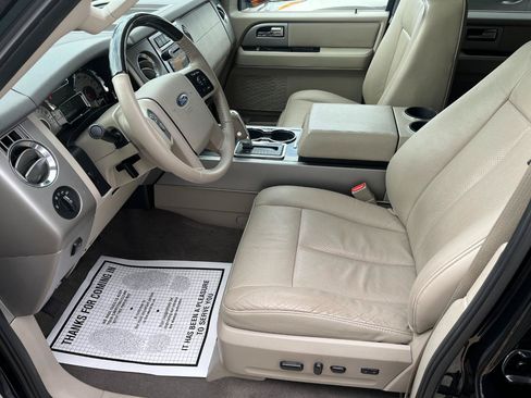 Used 2014 Ford Expedition Limited w/ Equipment Group 301A AWD/4WD image 14