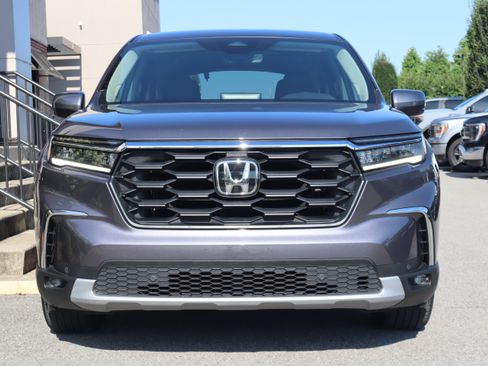 Used 2025 Honda Pilot EX-L image 4