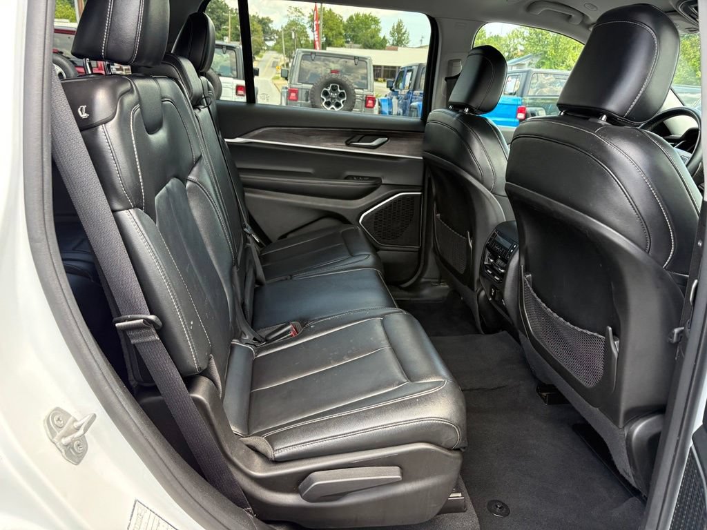 Used 2022 Jeep Grand Cherokee L Limited RWD image 20